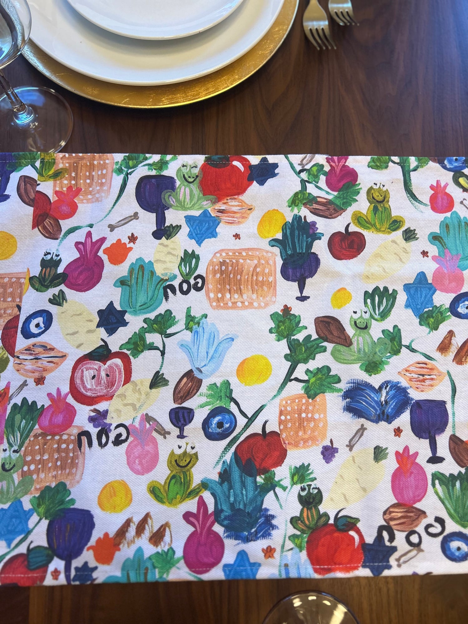 Everything Passover | Table Runner