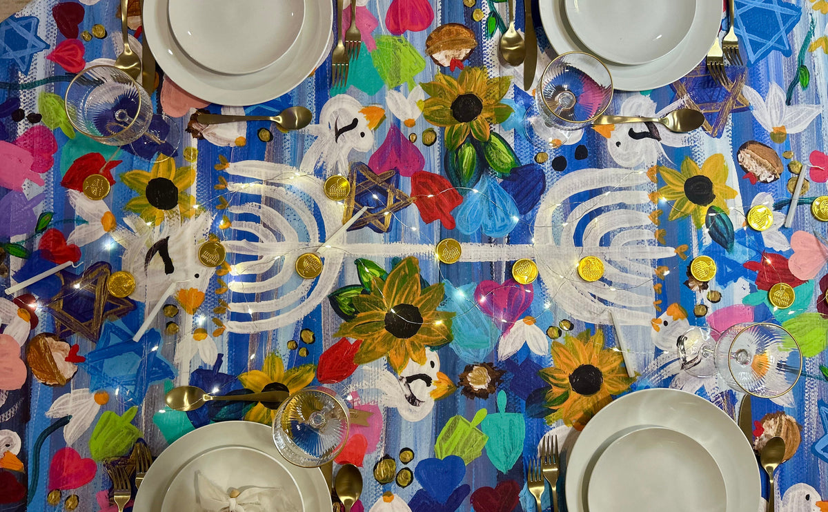 HANUKKAH TABLE DECOR