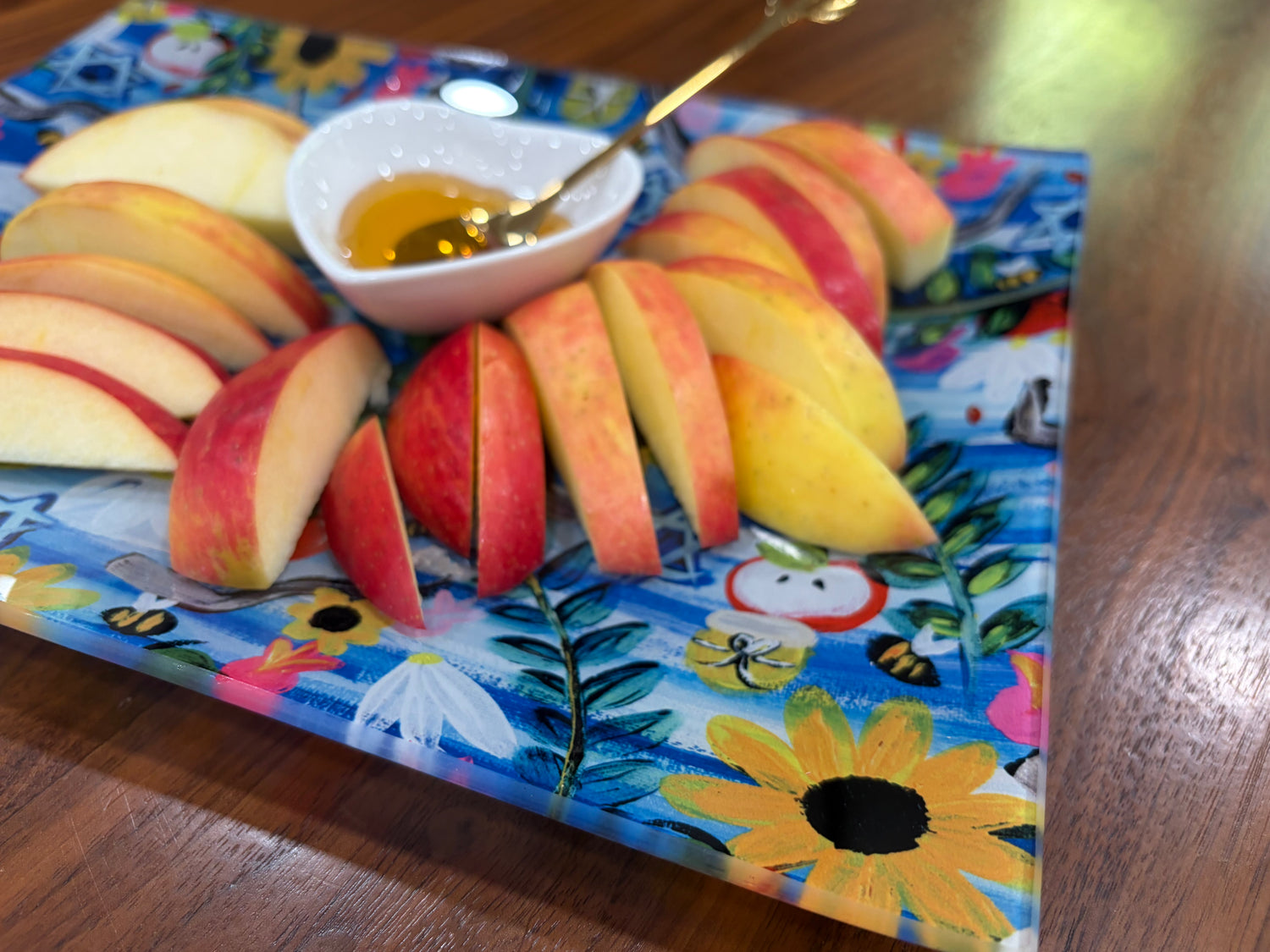 Rosh Hashanah Garden Party | Apple &amp; Honey Dish Set