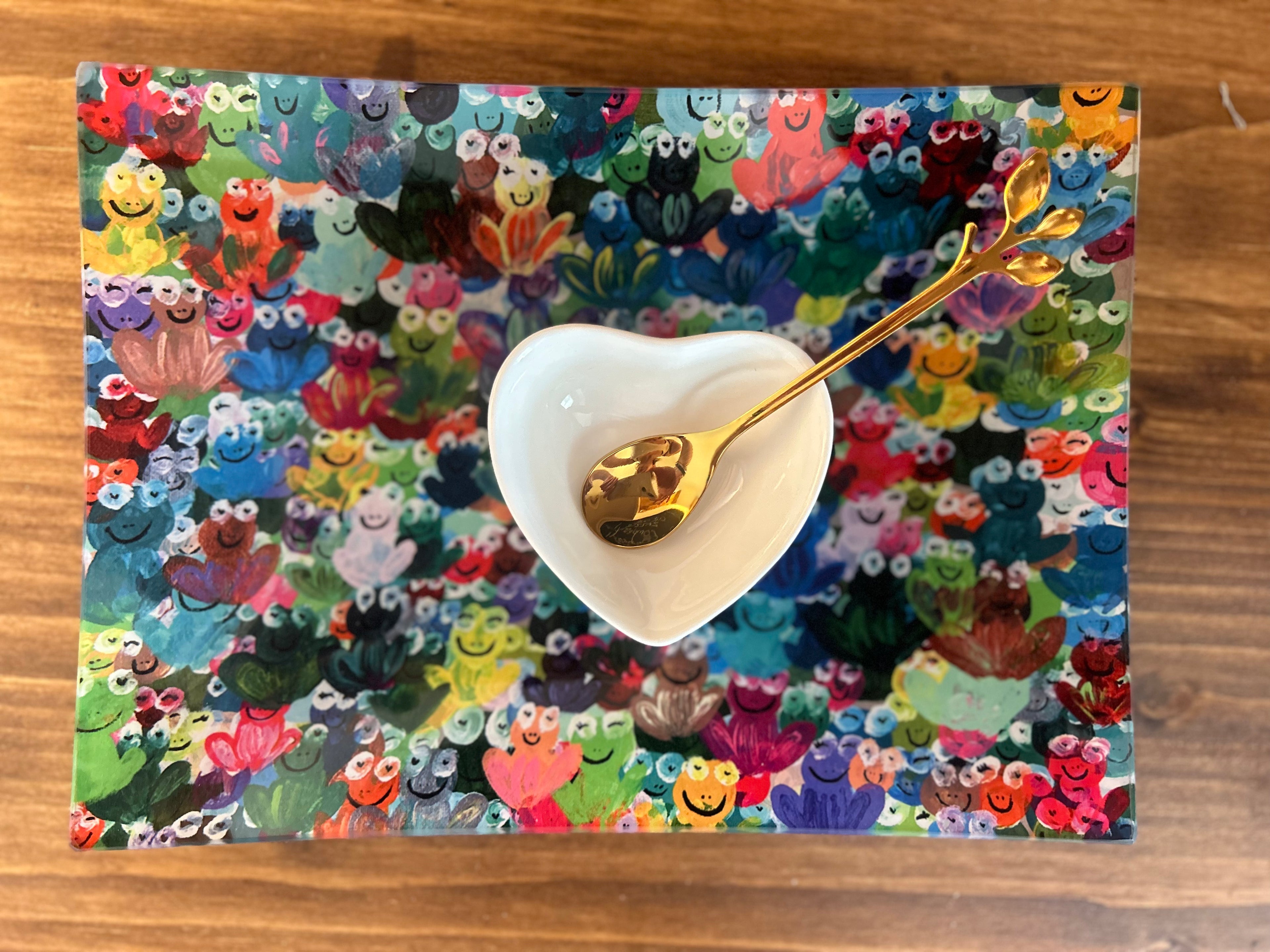 Rainbow Frogs Passover Dish Set
