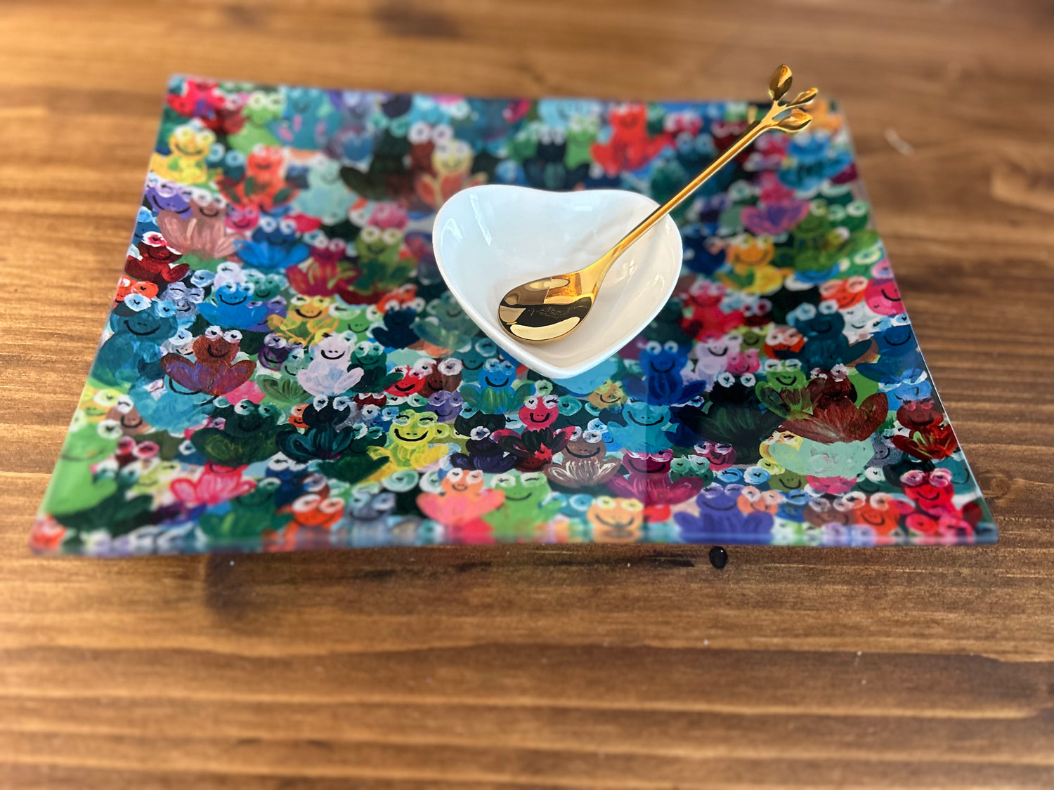 Rainbow Frogs Passover Dish Set